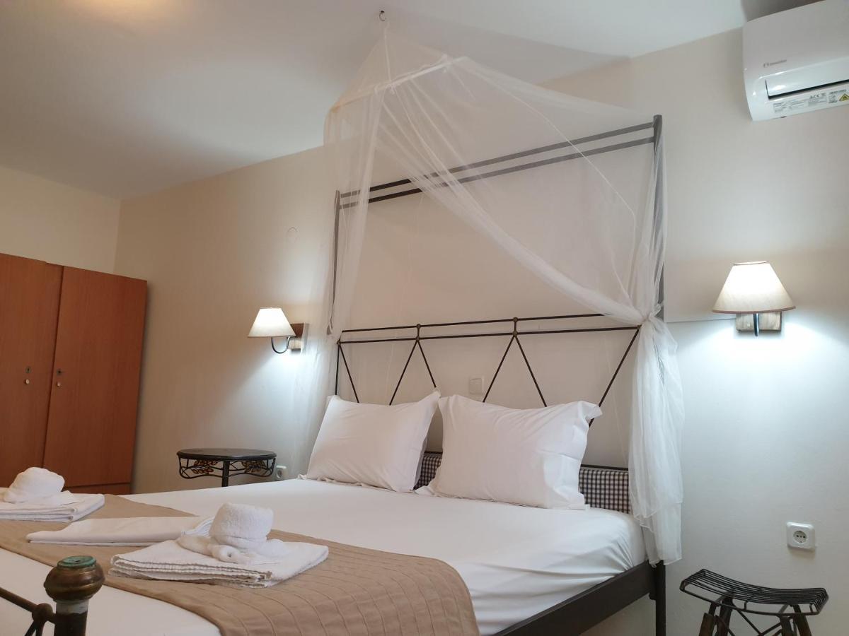 Vrachos Beach Hotel エクステリア 写真