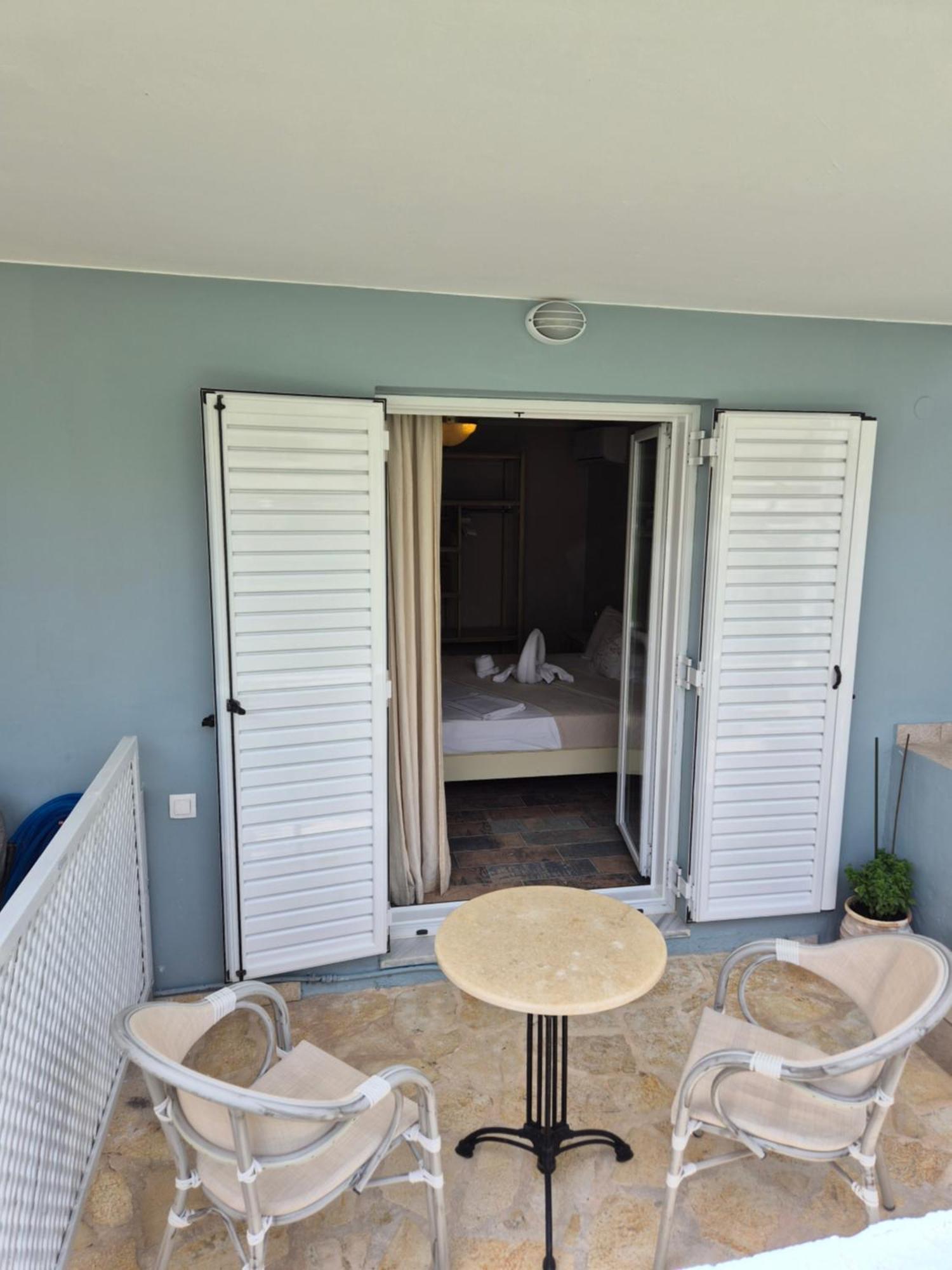 Vrachos Beach Hotel エクステリア 写真