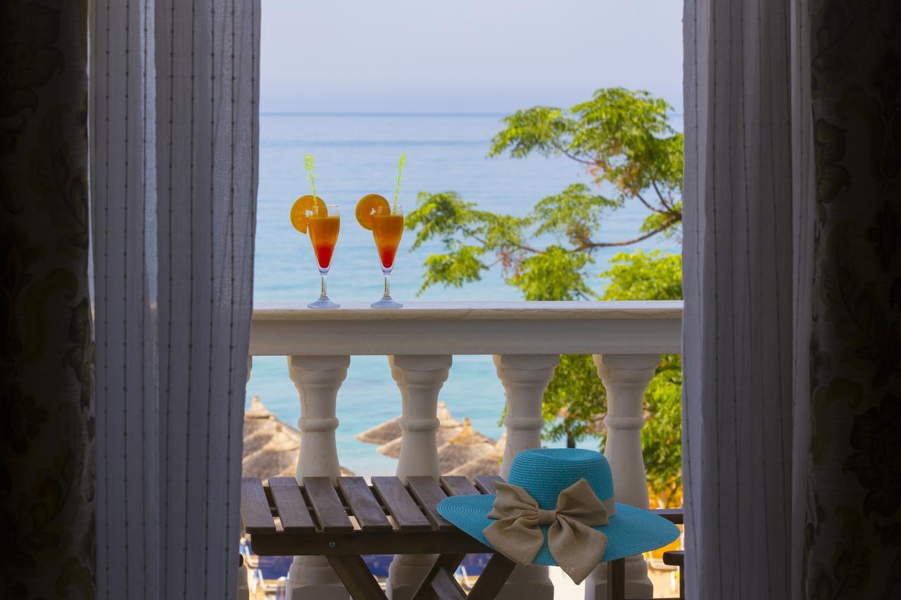 Vrachos Beach Hotel エクステリア 写真