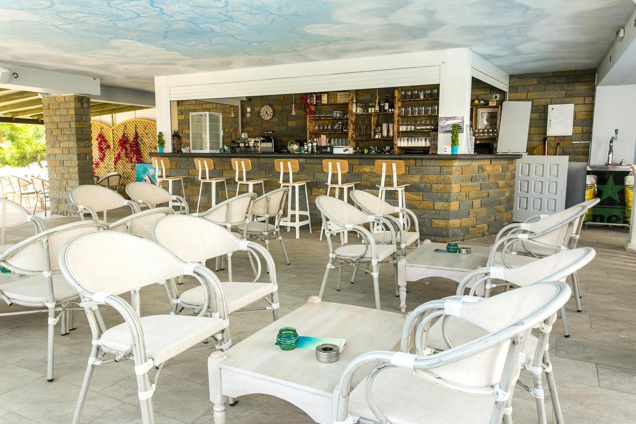 Vrachos Beach Hotel エクステリア 写真